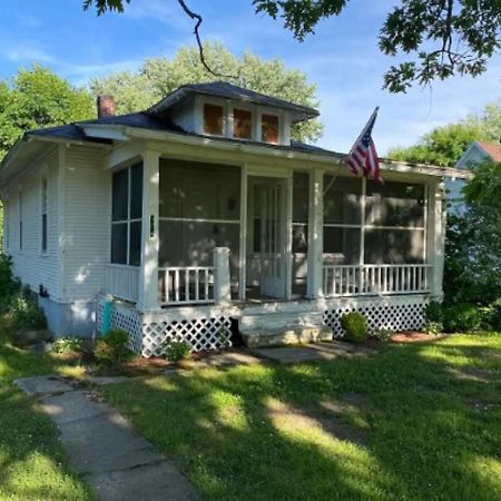 Lovely 2 Bedroom Cottage Just Off Orange Lake! Newburgh Exterior photo